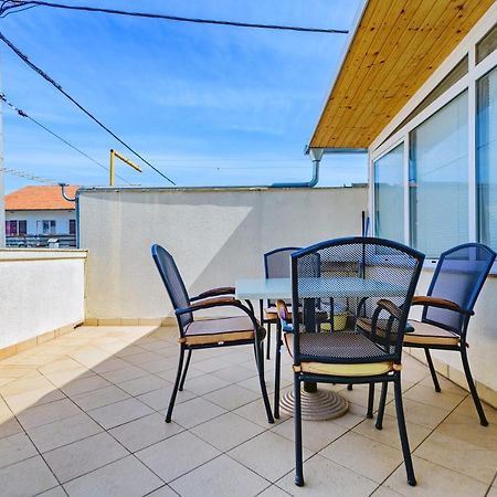 Comfort Holiday Apartment Zadar - With Parking And Balcony Bagian luar foto