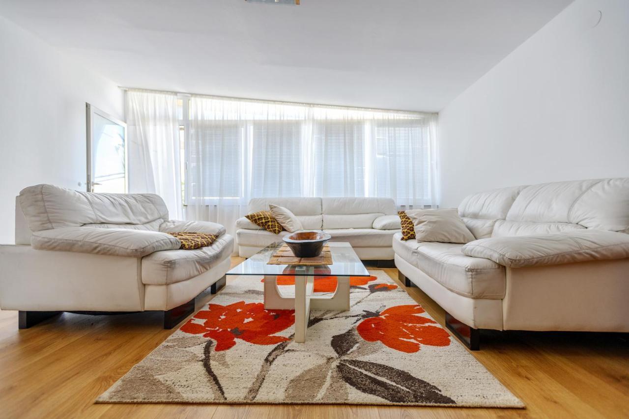 Comfort Holiday Apartment Zadar - With Parking And Balcony Bagian luar foto