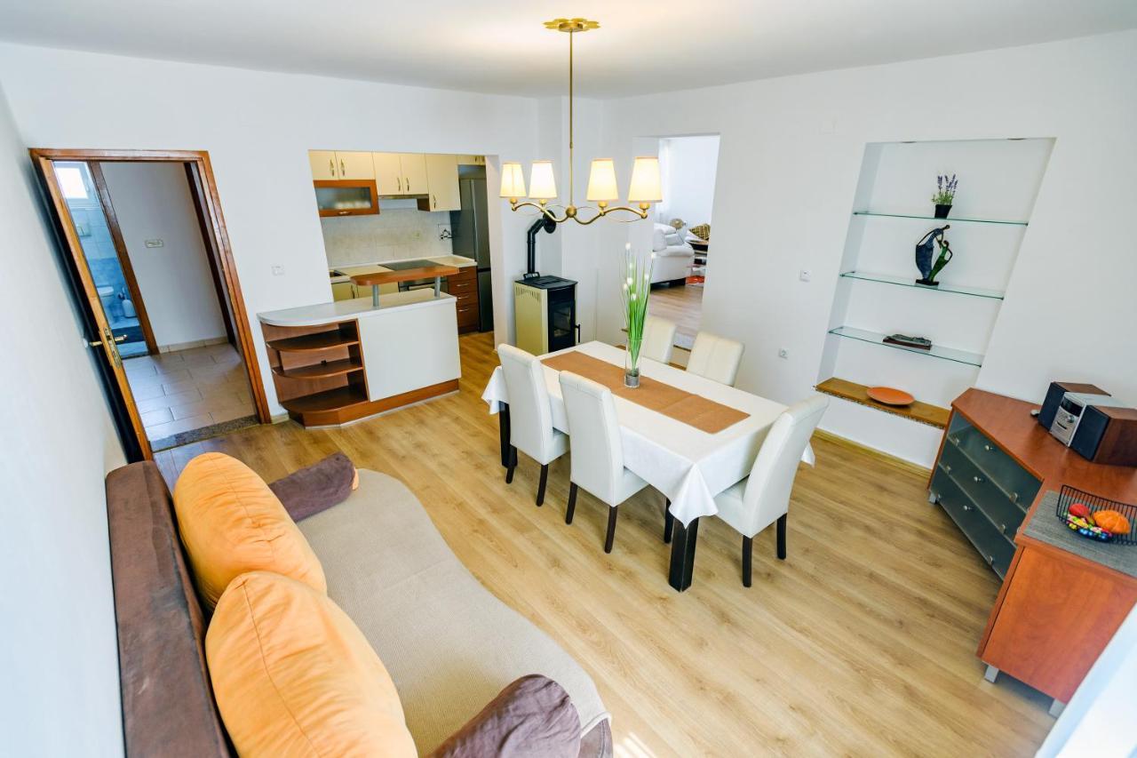 Comfort Holiday Apartment Zadar - With Parking And Balcony Bagian luar foto
