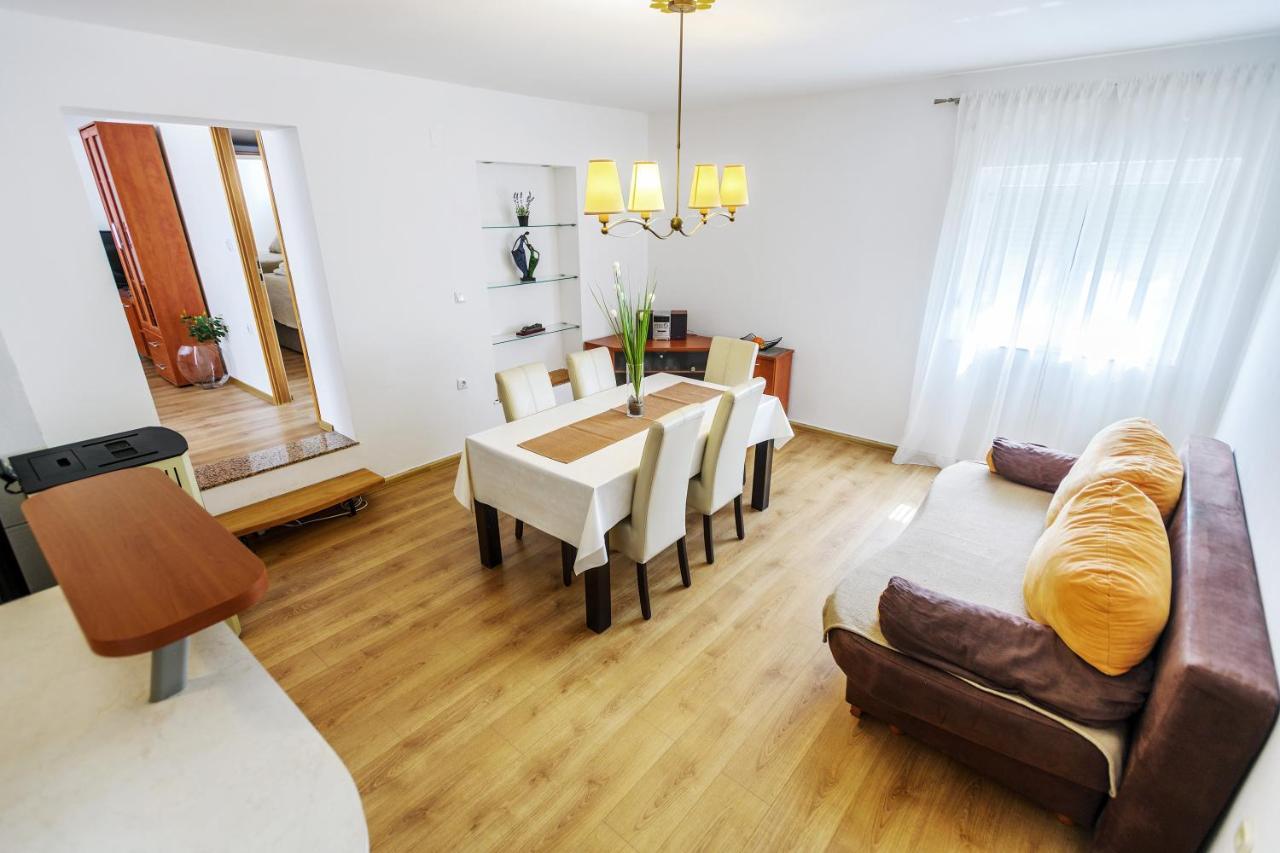 Comfort Holiday Apartment Zadar - With Parking And Balcony Bagian luar foto