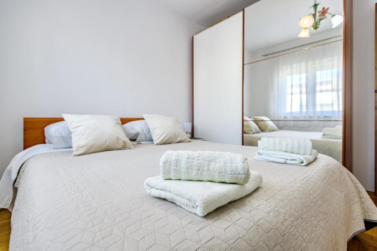 Comfort Holiday Apartment Zadar - With Parking And Balcony Bagian luar foto